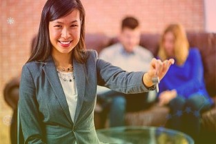 實體企業(yè)怎么實現(xiàn)數(shù)字化轉(zhuǎn)型升級？廣聯(lián)達(dá)刁志中解答主題為拾級上